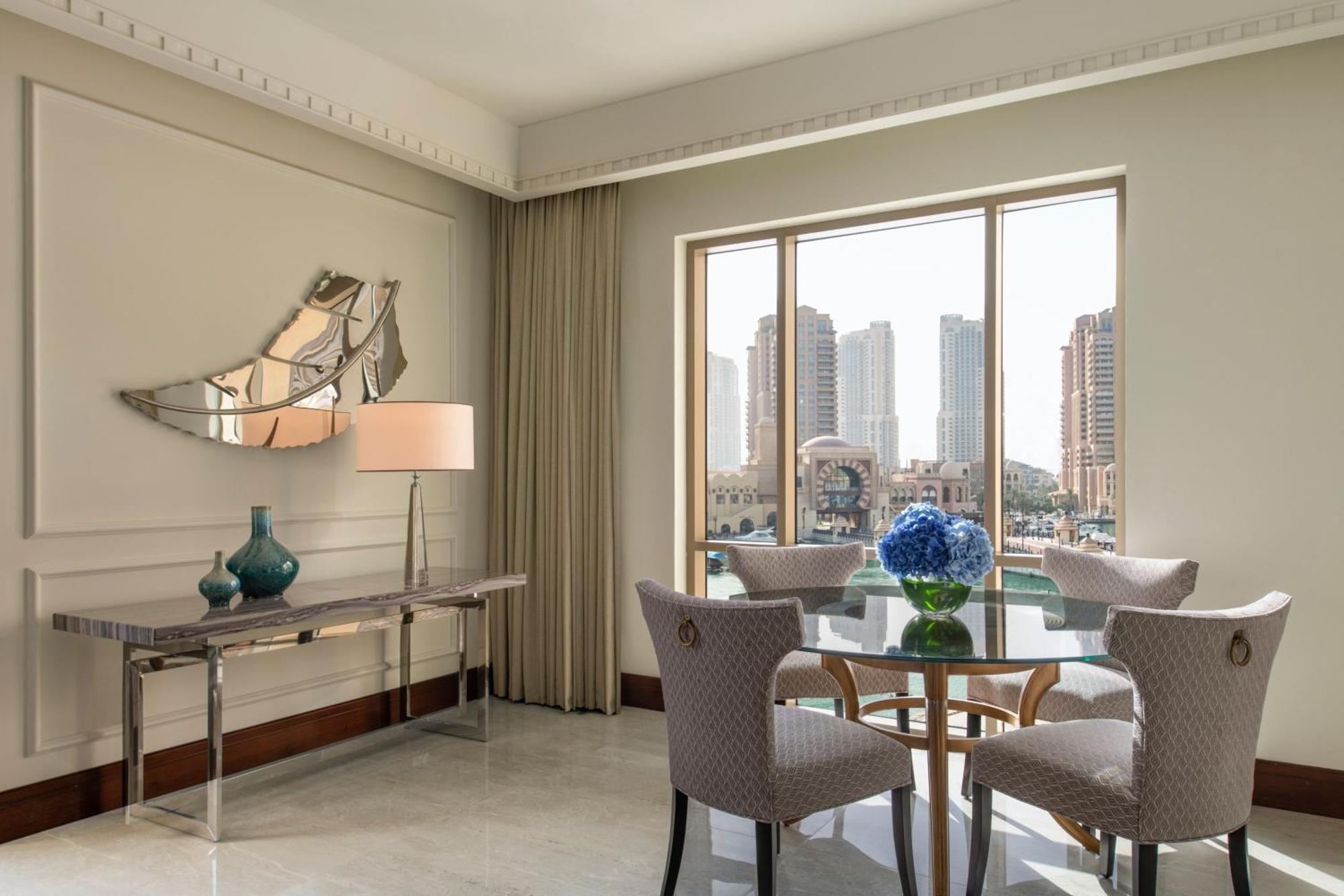 Hotel The St. Regis Marsa Arabia Island, The Pearl Qatar à Doha Extérieur photo